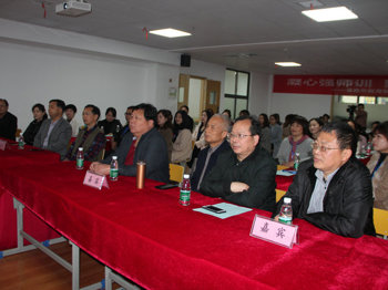 承办市民办教育联盟师训 校际交流促提升