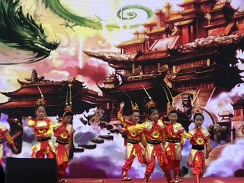 传承经典文化 做有根中国人