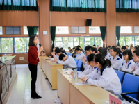 构建生涯规划课程体系 促进学生自主发展